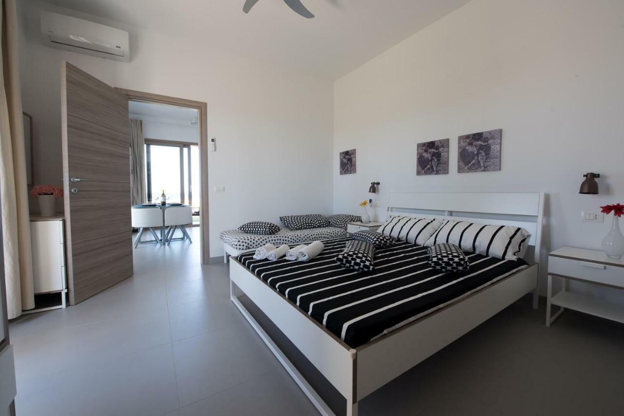 Arabel Villas Reitani Exteriör bild